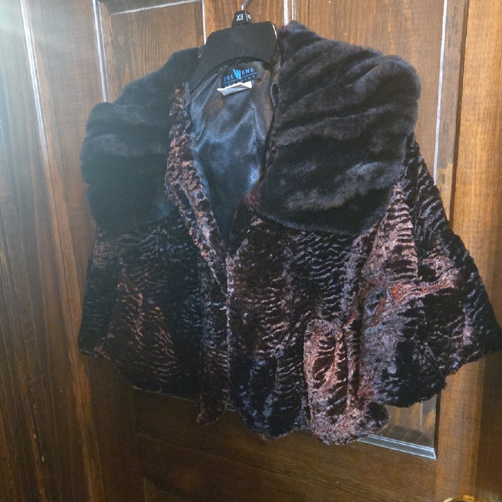 Sue Wong Black and Brown Faux Fur Cape